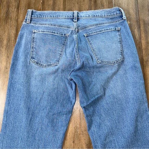 Old Navy Mid Rise Boyfriend Jean 6 Light Blue Straight Leg - Picture 9 of 10